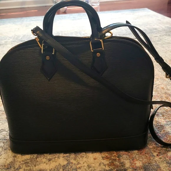 Louis Vuitton epi black alma - Picture 1 of 16